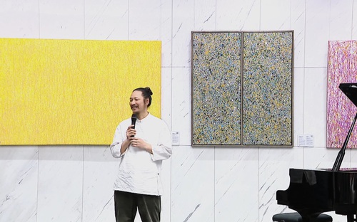 Không gian hội họa trừu tượng đậm chất thiền của họa sĩ Thái Tĩnh