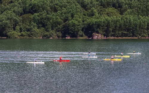 Đua thuyền Việt Nam tuyển chọn lực lượng dự ASIAD 2026