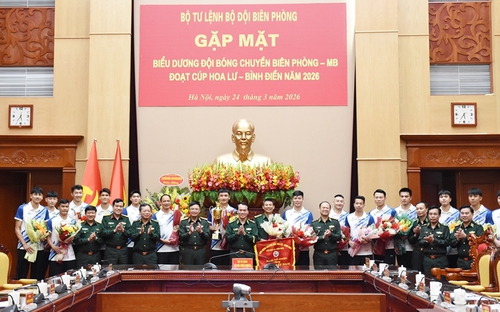 Bảo vệ thành công ngôi vô địch Cúp Hoa Lư, CLB Biên phòng - MB được khen thưởng