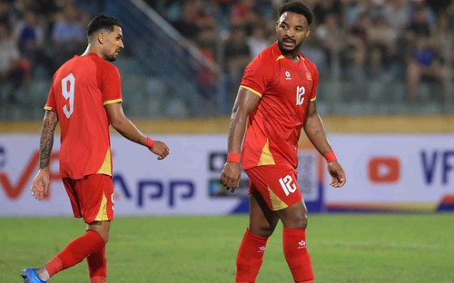 Xuân Son không ghi bàn ở trận gặp Bangladesh vì tăng cân?