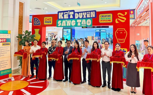 ‘Chợ phiên kết duyên sáng tạo’: Kết nối nghệ nhân làng nghề và nhà thiết kế