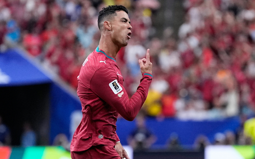 VIDEO Bản tin World Cup 2026 On-Trend ngày 24/6: Ghi bàn ở 6 kỳ World Cup liên tiếp, Ronaldo chính thức vượt Messi