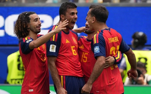 VIDEO Bản tin World Cup 2026 - Chào buổi sáng 3/7: Tây Ban Nha dễ dàng vào vòng 1/8 bằng chiến thắng 3 sao