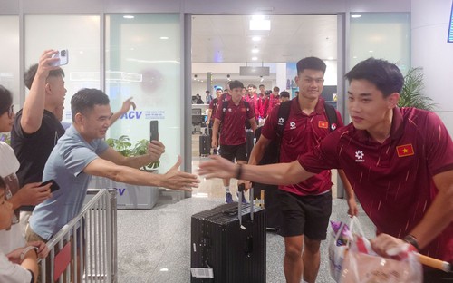 Bản tin KICK OFF Thể thao ngày 26/7: Đội tuyển Việt Nam về nước, chuẩn bị cho trận đấu với Singapore