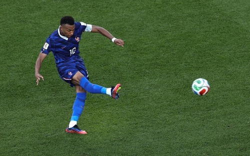VIDEO Bản tin World Cup 2026 On-Trend ngày 5/7: Mbappe vượt Messi trong cuộc đua Vua phá lưới, Pháp thẳng tiến vào tứ kết 