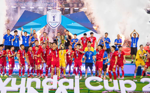 Bản tin KICK OFF Thể thao ngày 27/8: Đội tuyển Việt Nam vô địch Đông Nam Á lần thứ 4 trong lịch sử