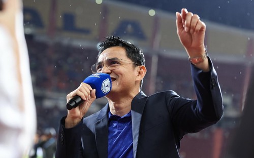 ASEAN CUP 2026: Kiatisuk chỉ ‘bí quyết’ giúp đội tuyển Thái Lan ngược dòng