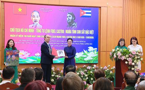 "Chủ tịch Hồ Chí Minh – Tổng Tư lệnh Fidel Castro: Nghĩa tình son sắt đặc biệt"