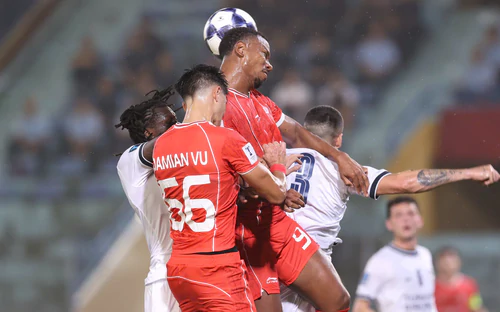 Thể Công Viettel chia điểm với Melbourne Victory ở trận ra quân Cúp C2 châu Á