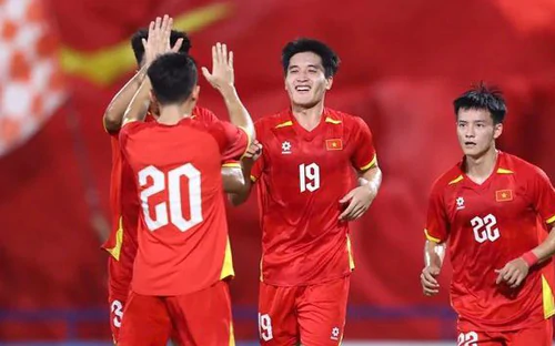 U23 Việt Nam vs U23 Philippines: Chờ tam tấu Ngọc Mỹ - Quốc Việt - Thanh Nhàn xé toang hàng thủ đối phương 
