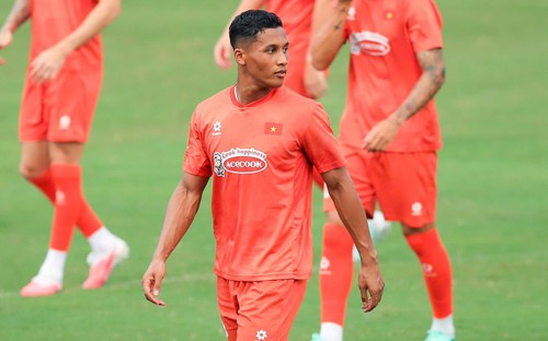 Tân binh hứng khởi trong buổi tập đầu tiên của đội tuyển Việt Nam chuẩn bị cho FIFA ASEAN Cup 2026