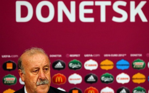 Vicente del Bosque: “BĐN phòng ngự tuyệt vời nhưng TBN may mắn hơn”