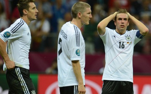 Vĩ thanh cho Mannschaft: Ta yêu người, chỉ một ngày thôi….