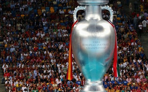 Nhìn từ EURO 2012: Phía Đông còn nhiều cái lạ!