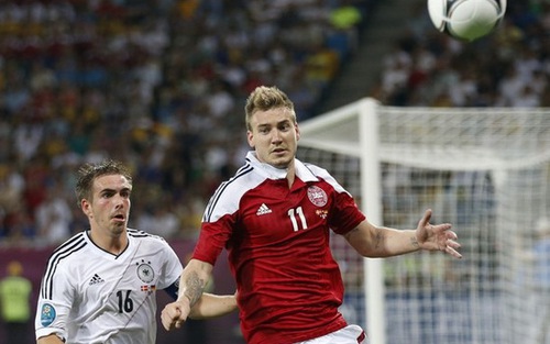Bendtner đắt hàng sau EURO 2012