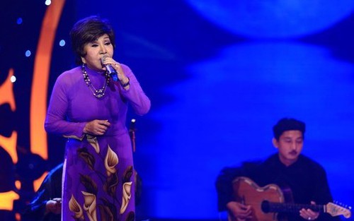Nghệ sĩ Hồng Nga làm live show hoành tráng