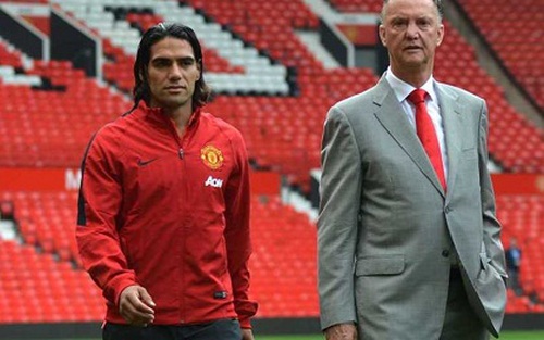 Van Gaal ngày càng thất vọng về Falcao
