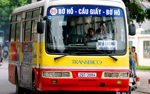 Từ chuyện 'trai làng đi xem hội' đến xe buýt dành riêng cho phụ nữ