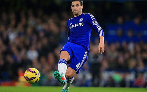 TRANH CÃI: Cesc Fabregas không có tên trong đội hình tiêu biểu lượt đi Premier League