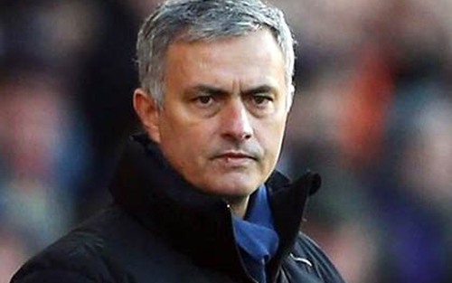 Mourinho & nỗi băn khoăn hàng thủ