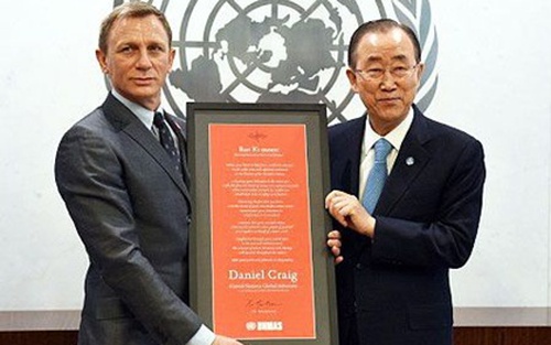 'Điệp viên 007' Daniel Craig nhận nhiệm vụ mới từ Liên Hợp Quốc