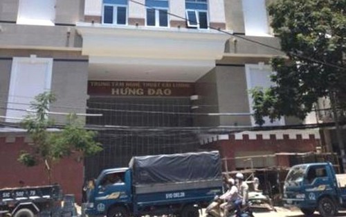 Nghệ sĩ hụt hẫng với rạp cải lương mới