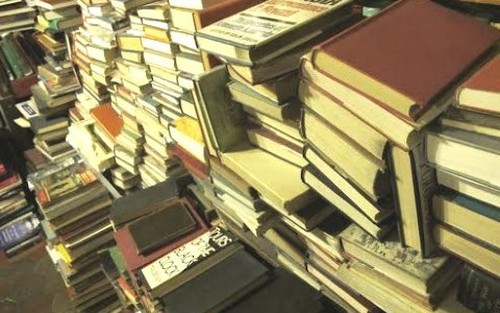 Nhà văn Hồ Anh Thái suy ngẫm về số phận những cuốn sách