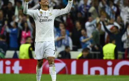 VIDEO: Xem lại cú ‘rabona’ ngẫu hứng của Cristiano Ronaldo trước Valencia