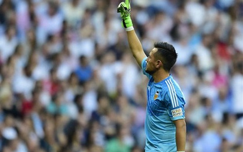 Khuất phục Ronaldo trên chấm 11 mét, Diego Alves đi vào lịch sử Liga