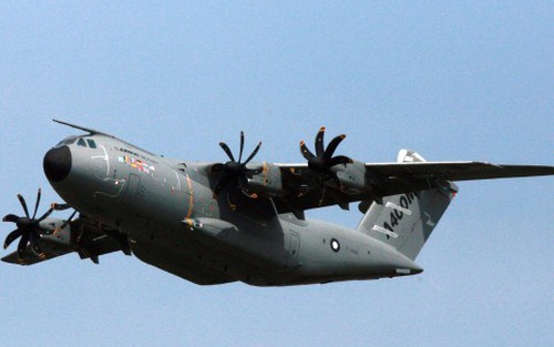 Airbus cảnh báo trục trặc trong hệ thống điện tử giám sát động cơ máy bay A400M