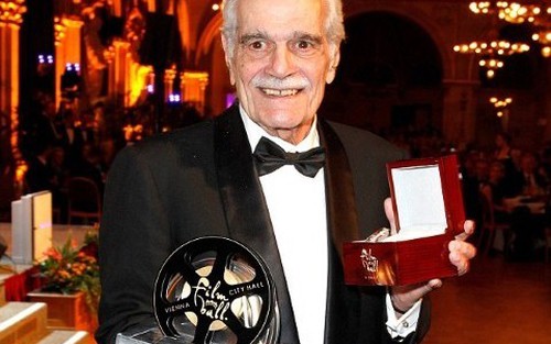 Huyền thoại màn bạc Omar Sharif: Ngôi sao đào hoa và cô đơn nhất
