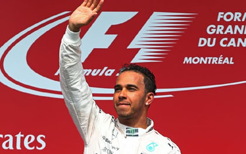 Lewis Hamilton lập kỷ lục mới