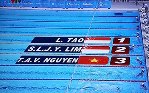SEA Games 28: Không phải nội dung sở trường, Ánh Viên giành HCĐ 50m bơi ngửa nữ