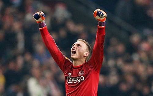 Man United nhắm Jasper Cillessen để thay thế David De Gea