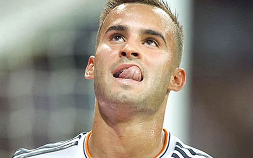 Hàng công Real Madrid: Benitez cần đặt niềm tin ở Jese