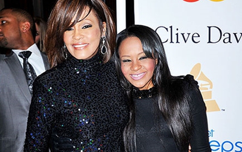 Con gái Whitney Houston qua đời 3 năm sau cái chết của mẹ đẻ