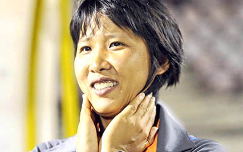 Kim Chi làm trợ lý cho ông Takashi