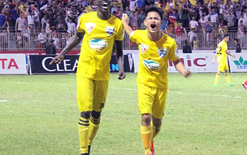 FLC Thanh Hóa – SLNA 2-1: Thanh Hóa lại thắng may!