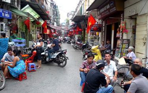 Có nên lát đá 10 tuyến phố cổ Hà Nội?