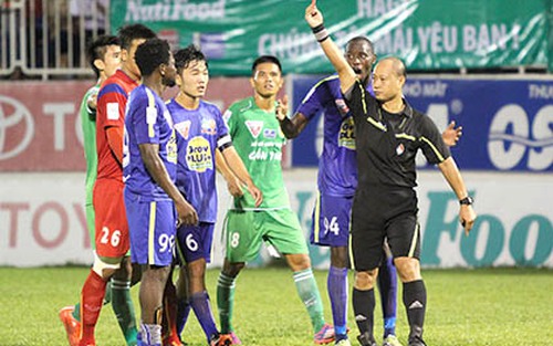 Ngoại binh HAGL bị gọi là 'đồ phá hoại'