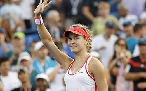 Eugenie Bouchard rút lui khỏi 2 nội dung ở US Open 2015 vì trượt chân trong phòng thay đồ