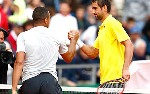 Góc Phạm Tấn: Ngựa ô Tsonga và rào cản Cilic