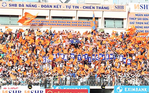 Người Đà Nẵng hân hoan khi sân Chi Lăng được giữ lại ít nhất 5 năm