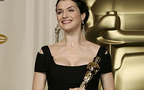 Rachel Weisz: Cuộc sống sau màn ảnh rất đời thường
