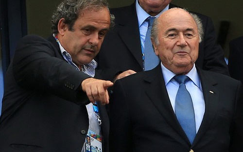 Xuất hiện bằng chứng mới khiến Sepp Blatter và Michel Platini có thể sụp đổ hoàn toàn