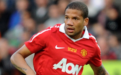 'Chân gỗ' Bebe lên kế hoạch trở lại Man United