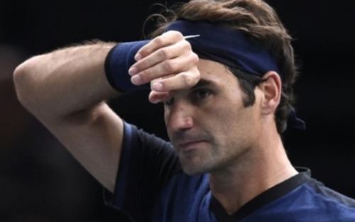 Federer thua sốc Isner: ‘Không sao, tôi có thời gian để nghỉ ngơi’