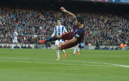 VIDEO: Chiêm ngưỡng 5 'siêu phẩm' vô-lê của Luis Suarez