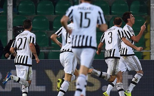 Palermo 0-3 Juventus: Juve thắng trận thứ 4 liên tiếp