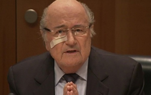 Cấm hoạt động bóng đá 8 năm với Sepp Blatter và Michel Platini
